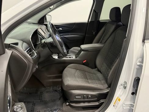 Used 2022 Chevrolet Equinox LT FWD image 14