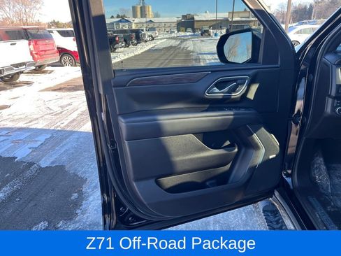 Used 2021 Chevrolet Tahoe Z71 w/ Z71 Off-Road Package image 21