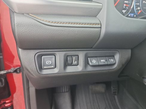 Used 2022 GMC Acadia AT4 w/ Technology Package AWD/4WD image 15