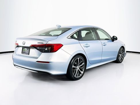 Used 2023 Honda Civic Touring image 9