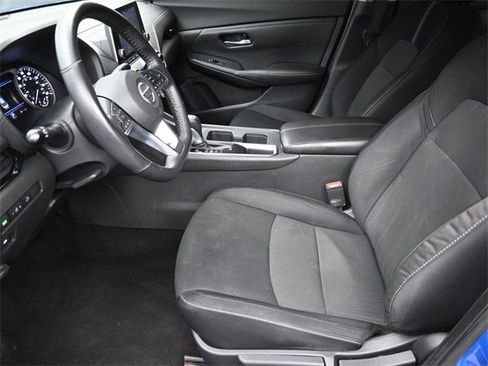 Used 2021 Nissan Sentra SV image 17