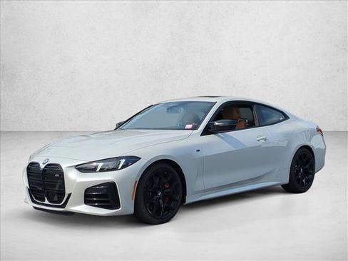 New 2026 BMW M440i Coupe image 1