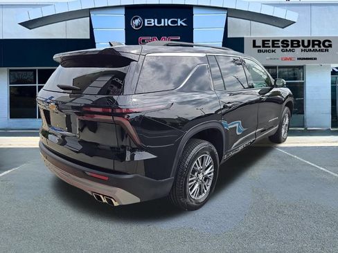 Used 2025 Chevrolet Traverse LT w/ Driver Confidence Package FWD image 7