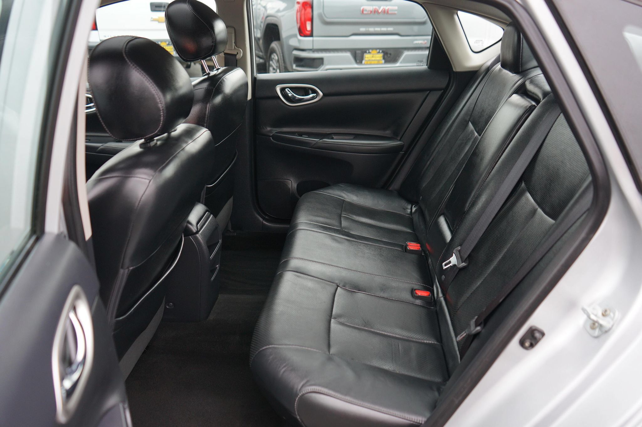 Used 2014 Nissan Sentra SL w/ Premium Package FWD image 13