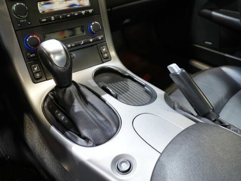 Used 2007 Chevrolet Corvette Coupe w/ Preferred Equipment Group image 35