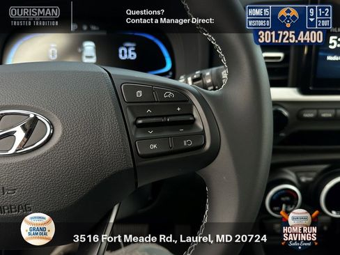 Used 2025 Hyundai Venue Limited FWD image 16