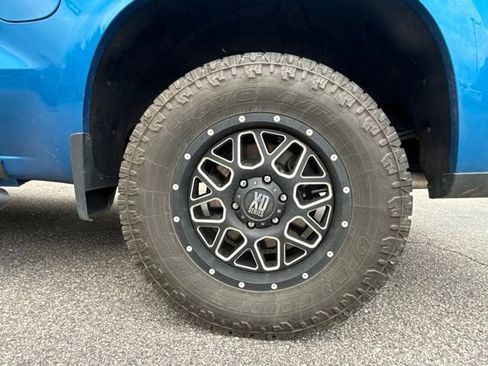 Used 2022 Chevrolet Silverado 1500 RST AWD/4WD image 10