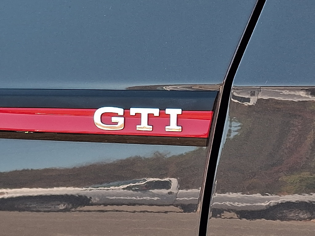 Used 2024 Volkswagen GTI Autobahn FWD image 30