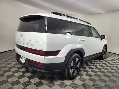 Certified 2025 Hyundai Santa Fe SEL image 5