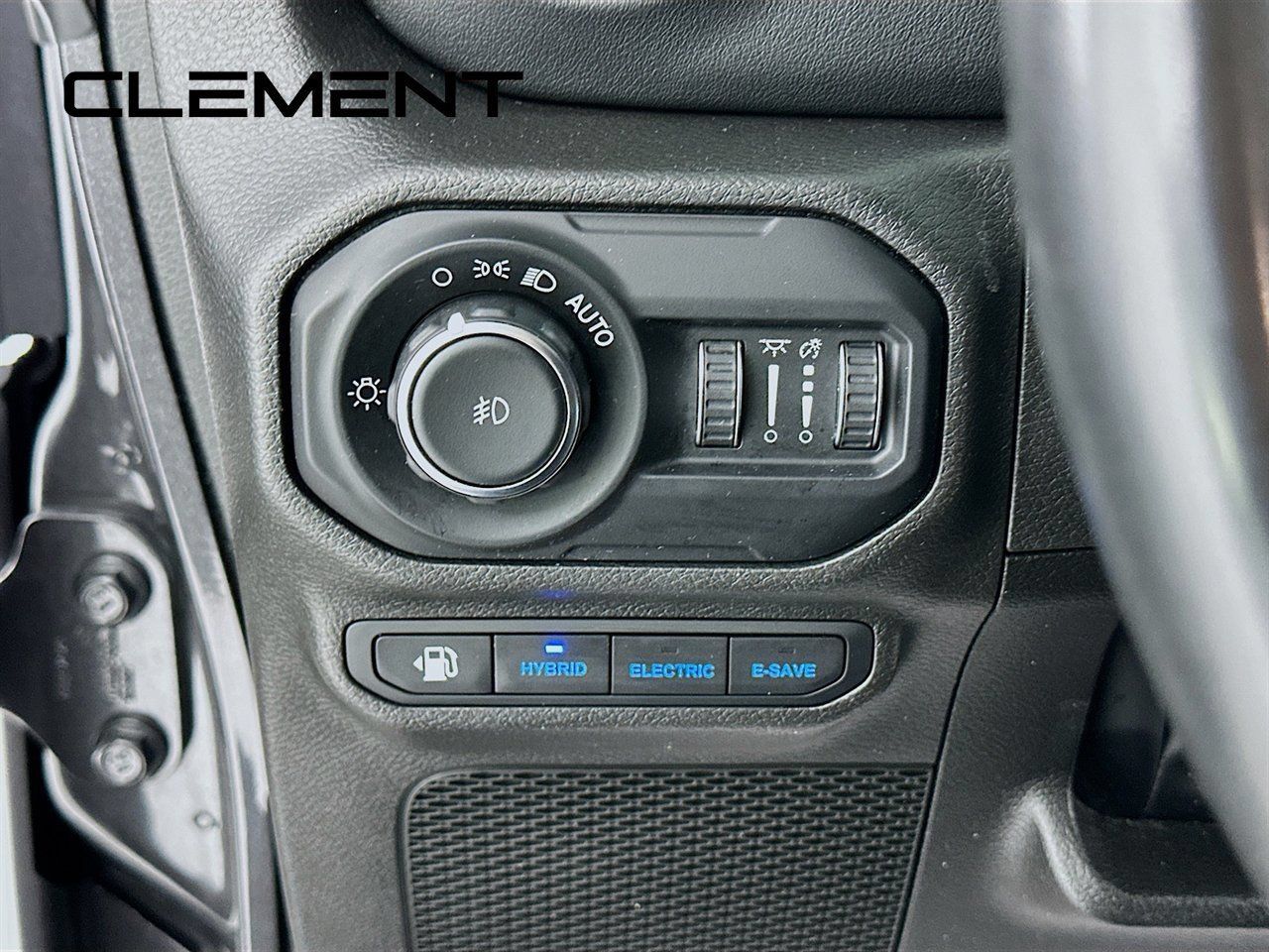 Used 2022 Jeep Wrangler Unlimited Rubicon 4xe w/ Dual Top Group AWD/4WD image 14