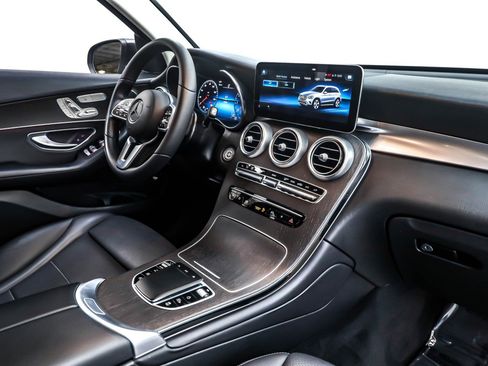 Used 2022 Mercedes-Benz GLC 300 image 16