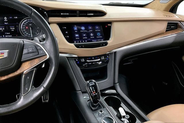 Used 2022 Cadillac XT5 Sportv w/ Platinum Package AWD/4WD image 7