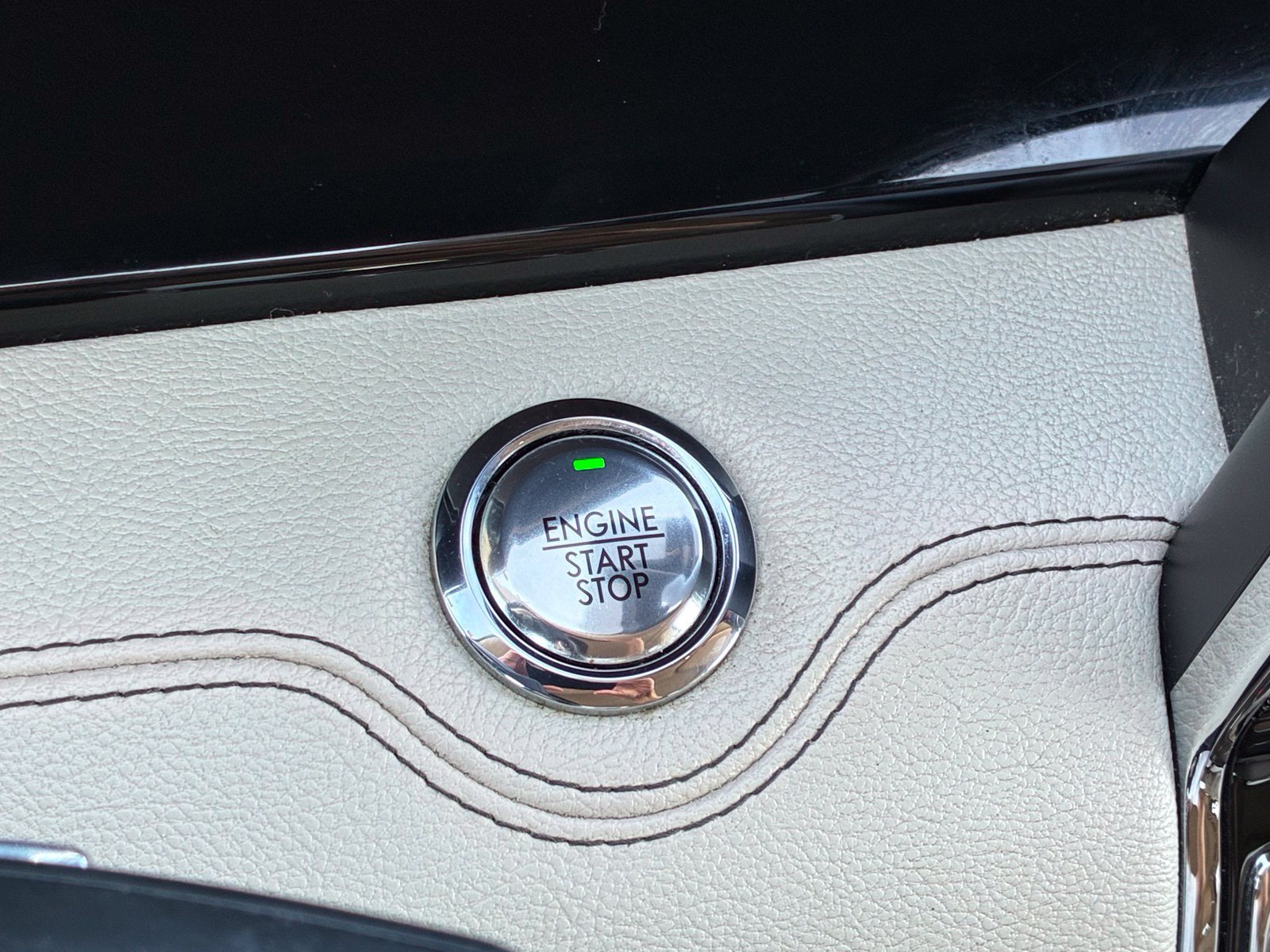 Used 2019 Lincoln Navigator L Reserve w/ Cargo Package AWD/4WD image 27