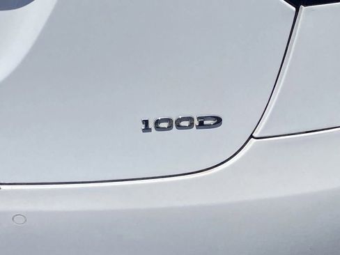Used 2018 Tesla Model X 100D AWD/4WD image 9