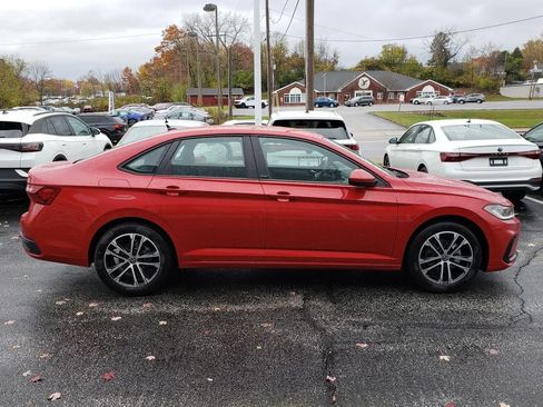 New 2026 Volkswagen Jetta Sport FWD image 2