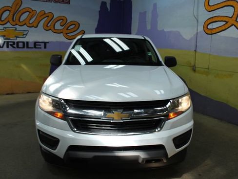 Used 2020 Chevrolet Colorado W/T w/ WT Convenience Package AWD/4WD image 3