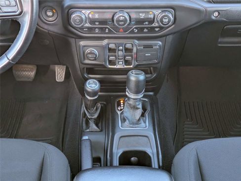 Certified 2021 Jeep Gladiator Sport image 21