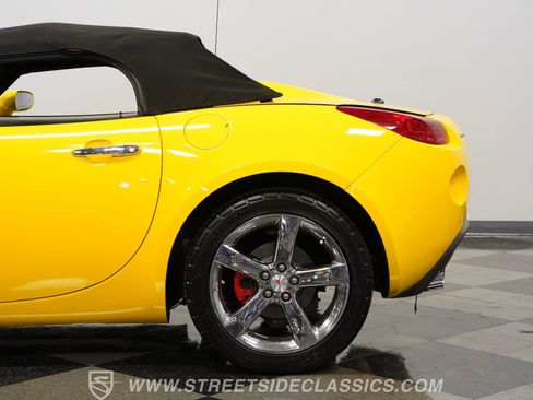 Used 2007 Pontiac Solstice GXP w/ Premium Package image 24