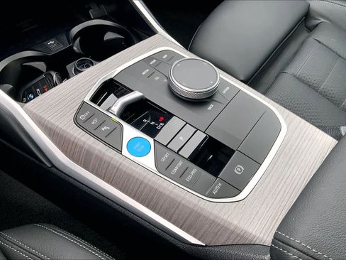 Certified 2025 BMW i4 eDrive40 w/ Premium Package image 16