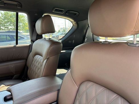 Used 2024 Nissan Armada Platinum w/ Captain's Chairs Package image 8