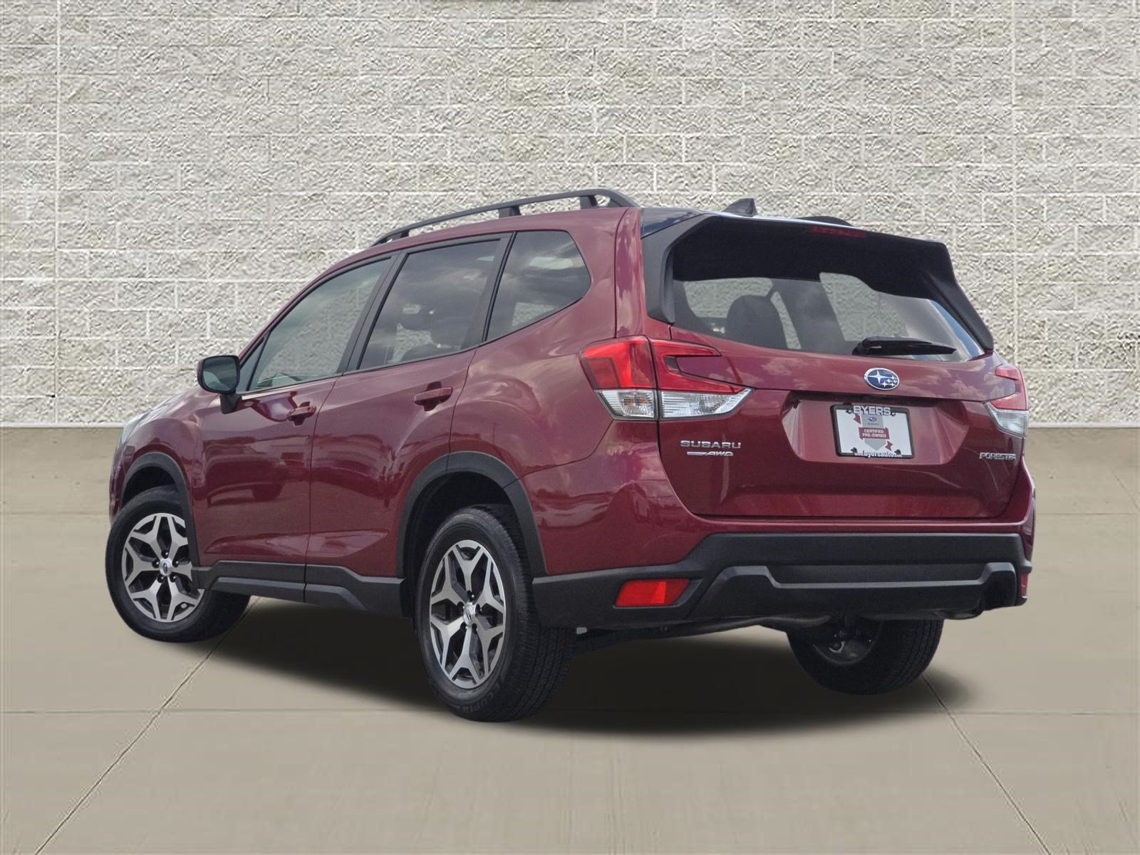 Certified 2024 Subaru Forester Premium AWD/4WD image 5