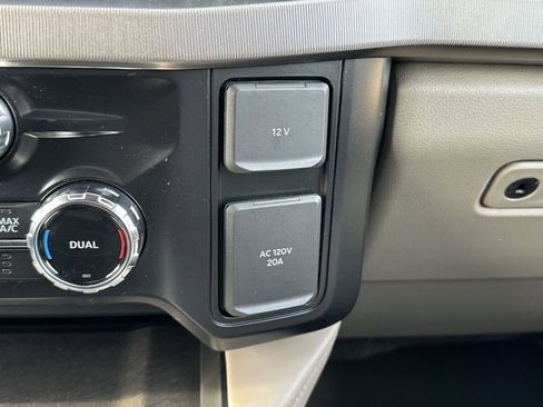 New 2026 Ford F350 Platinum w/ Platinum Plus Package image 18