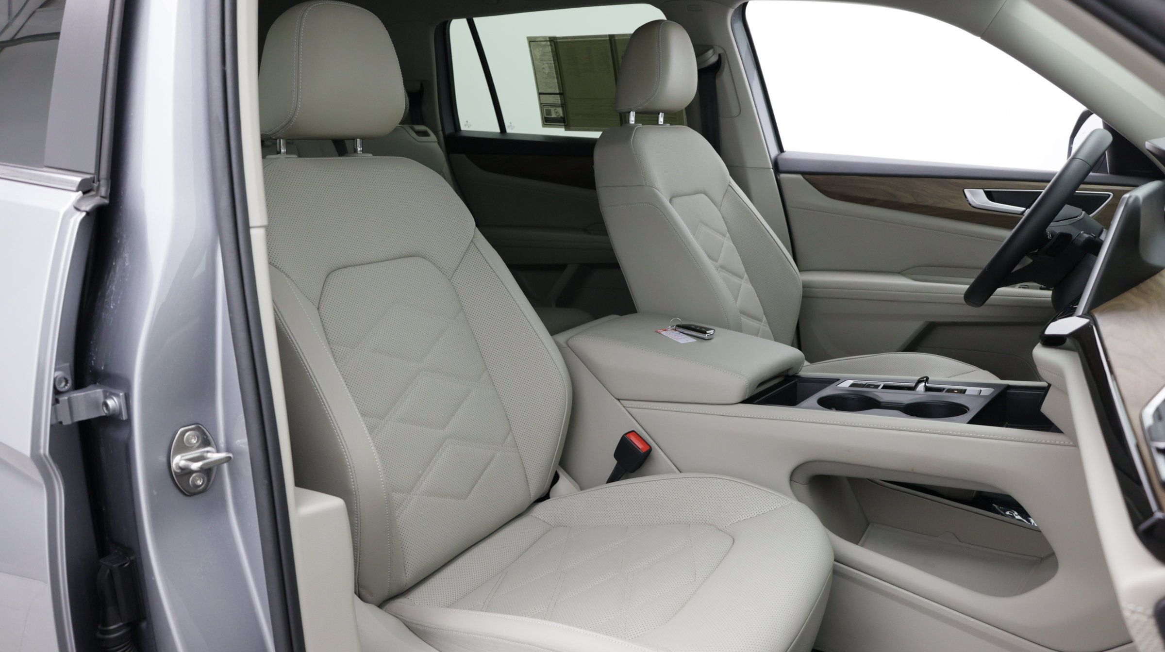 Used 2026 Volkswagen Atlas SE FWD image 43