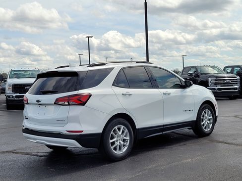 Used 2022 Chevrolet Equinox Premier w/ Redline Edition image 4