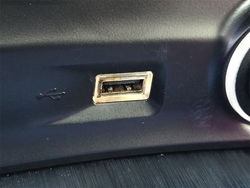 Used 2022 Alfa Romeo Stelvio Sprint image 21