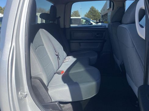 Used 2016 RAM 2500 Tradesman w/ Chrome Appearance Group image 21