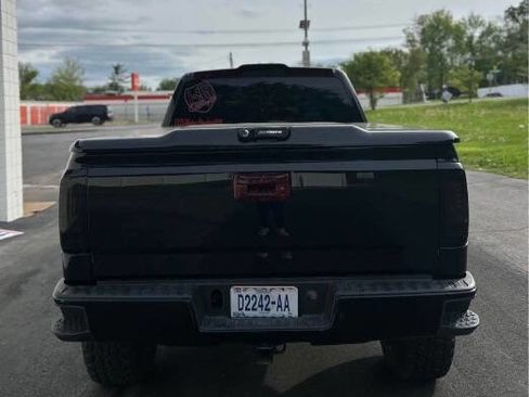 Used 2018 Chevrolet Silverado 1500 LT w/ All Star Edition AWD/4WD image 6