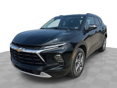 Used 2024 Chevrolet Blazer LT w/ Sound & Technology Package FWD image 1