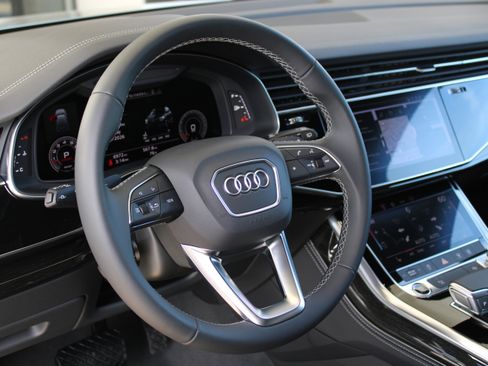 Certified 2025 Audi Q7 3.0T Premium Plus w/ Premium Plus Package image 15