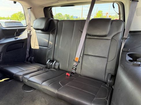 Used 2015 GMC Yukon Denali w/ Premium Package AWD/4WD image 13