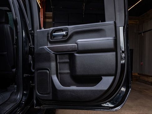 Used 2021 Chevrolet Silverado 2500 LTZ w/ Carhartt Edition AWD/4WD image 34