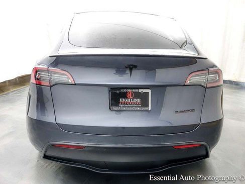 Used 2022 Tesla Model Y Performance AWD/4WD image 6
