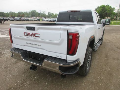 New 2026 GMC Sierra 2500 SLT w/ SLT Premium Package AWD/4WD image 5