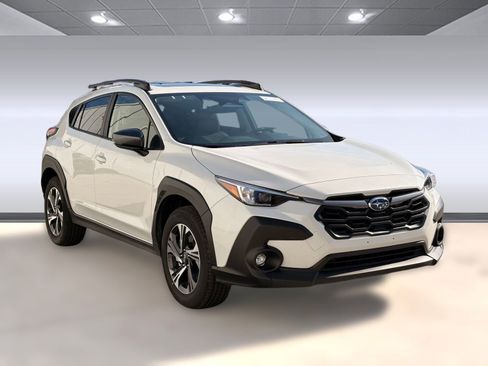 Used 2024 Subaru Crosstrek 2.0i Premium image 7