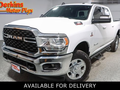 Used 2022 RAM 2500 Big Horn w/ Cold Weather Group image 1