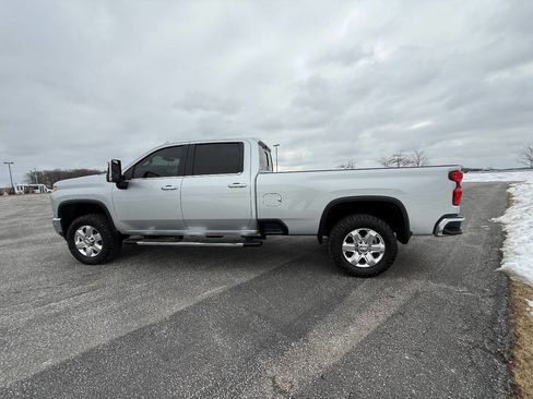 Used 2020 Chevrolet Silverado 2500 LTZ w/ LTZ Premium Package image 8