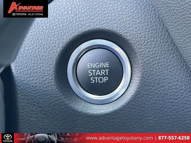 Certified 2026 Toyota Corolla SE w/ SE Package FWD image 28