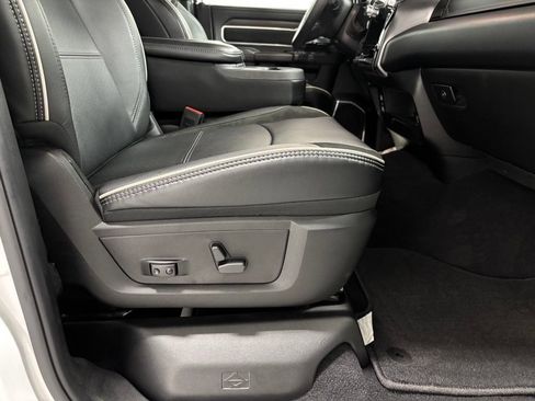 Used 2026 RAM 2500 Laramie AWD/4WD image 55