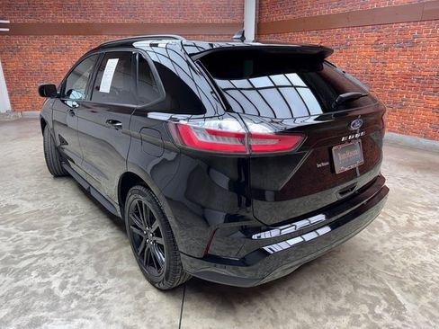 Certified 2024 Ford Edge ST-Line image 3