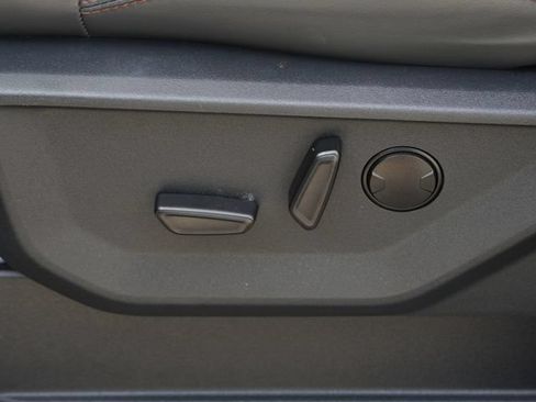 Used 2025 Ford Expedition Active AWD/4WD image 22