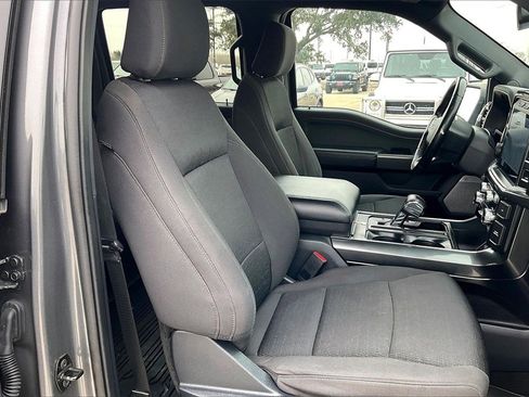 Certified 2022 Ford F150 XLT w/ Equipment Group 302A High image 28