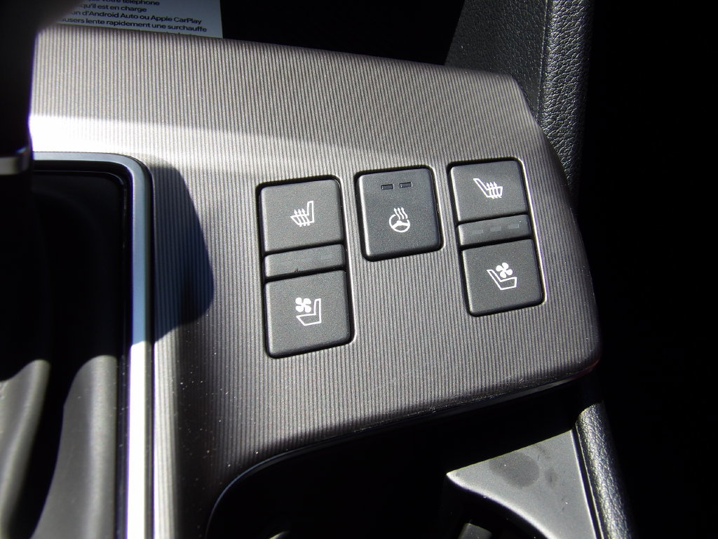 New 2026 Kia Sportage SX FWD image 21