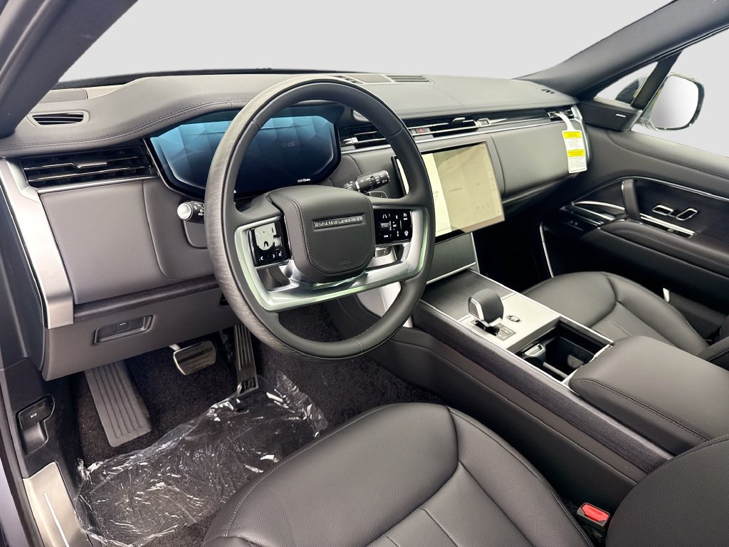 New 2026 Land Rover Range Rover Long Wheelbase SE AWD/4WD image 9