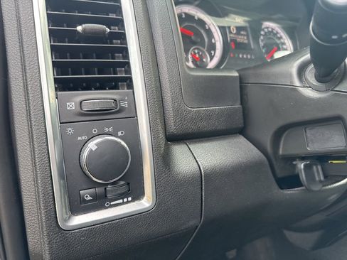 Used 2024 RAM 1500 Classic SLT image 10