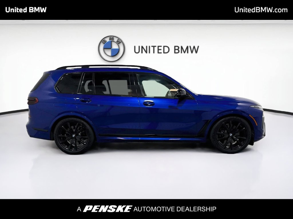 Certified 2027 BMW X7 M60i AWD/4WD image 4