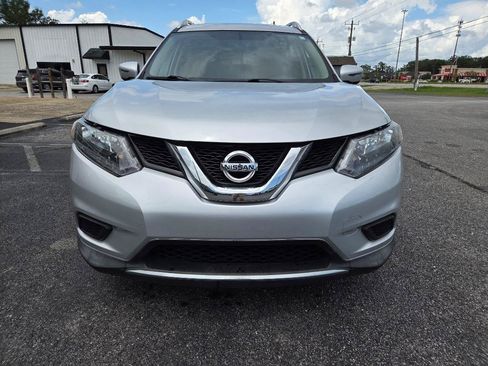 Used 2016 Nissan Rogue SV FWD image 3